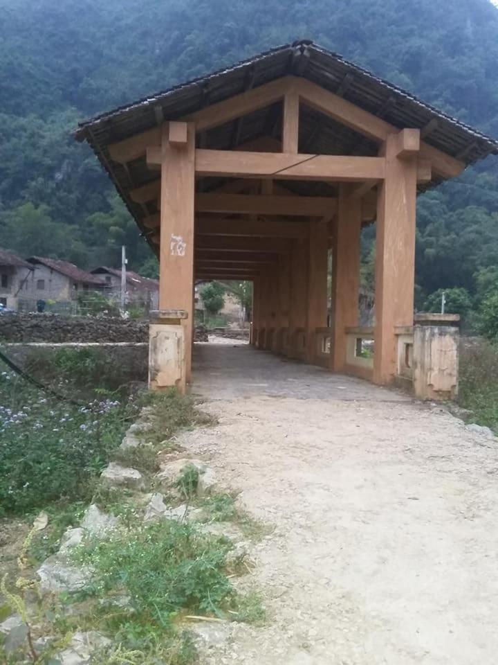 Yến Nhi Bản Giốc Homestay - Nhà sàn đá cổ Cao Bang Extérieur photo