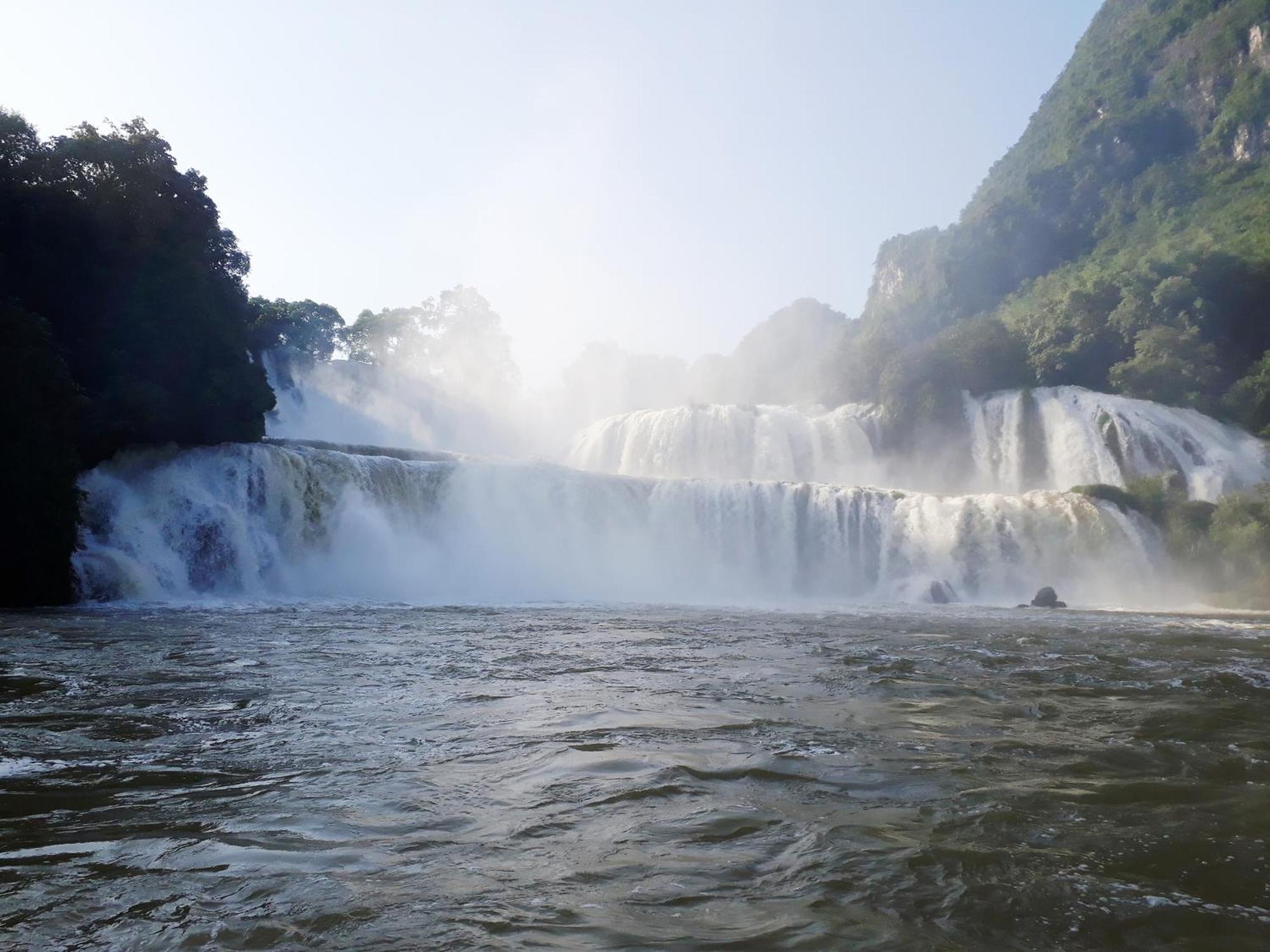 Yến Nhi Bản Giốc Homestay - Nhà sàn đá cổ Cao Bang Extérieur photo