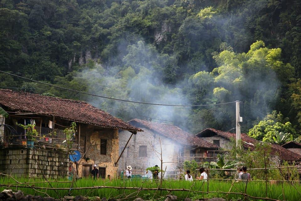 Yến Nhi Bản Giốc Homestay - Nhà sàn đá cổ Cao Bang Extérieur photo