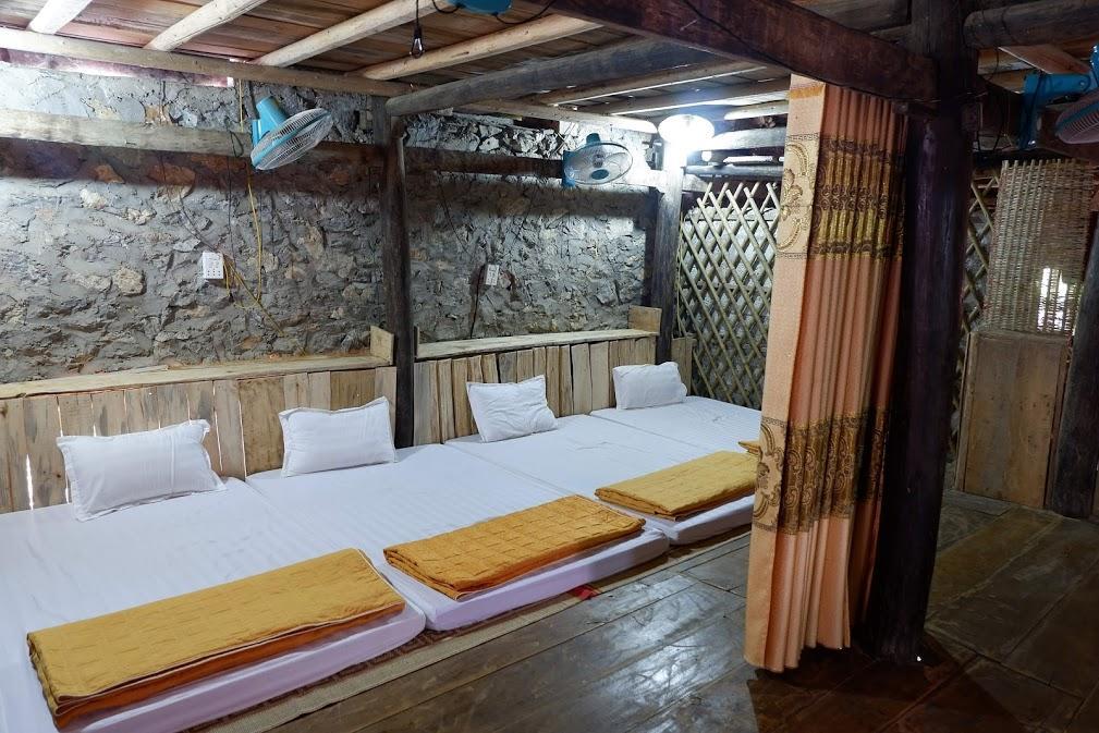 Yến Nhi Bản Giốc Homestay - Nhà sàn đá cổ Cao Bang Extérieur photo